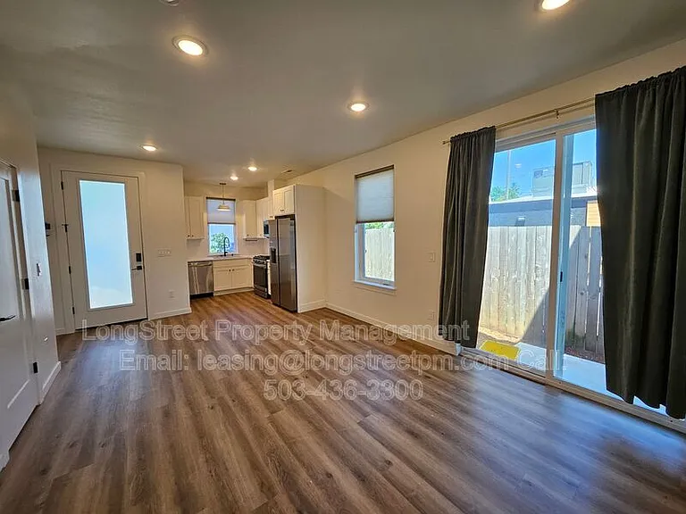 7480 N Oswego Ave — Photo 15