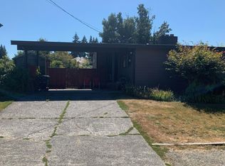 8229 SE 36th St, Mercer Island, WA 98040