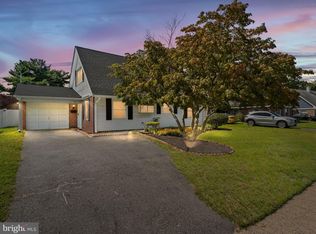 43 Beaverdale Ln, Willingboro, NJ 08046