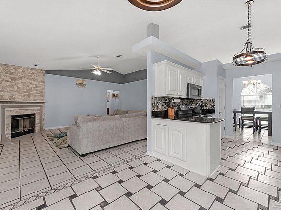 2nd image of 2706 Riverside Landing Dr