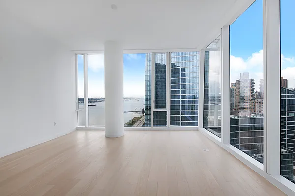 Rented by Compass | media 35