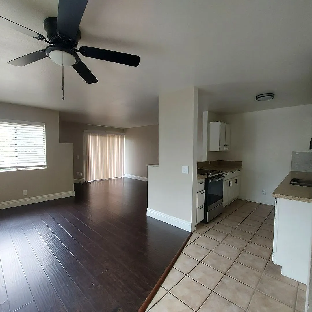 1053 Euclid Ave — Photo 3