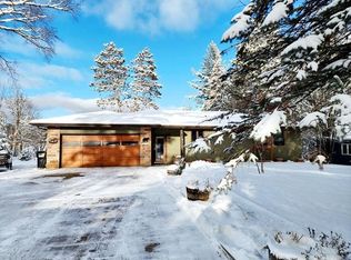 29110 Sunny Beach Rd, Grand Rapids, MN 55744