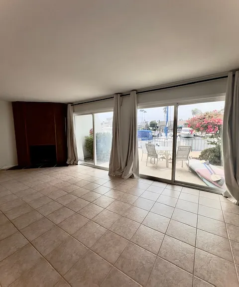 79 Antigua Ct — Photo 9