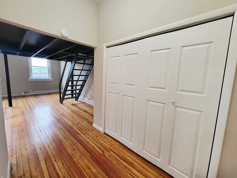 425 S Franklin St #32 — Photo 12