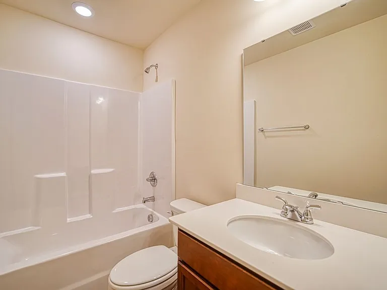 572 Millsgate Cir — Photo 38