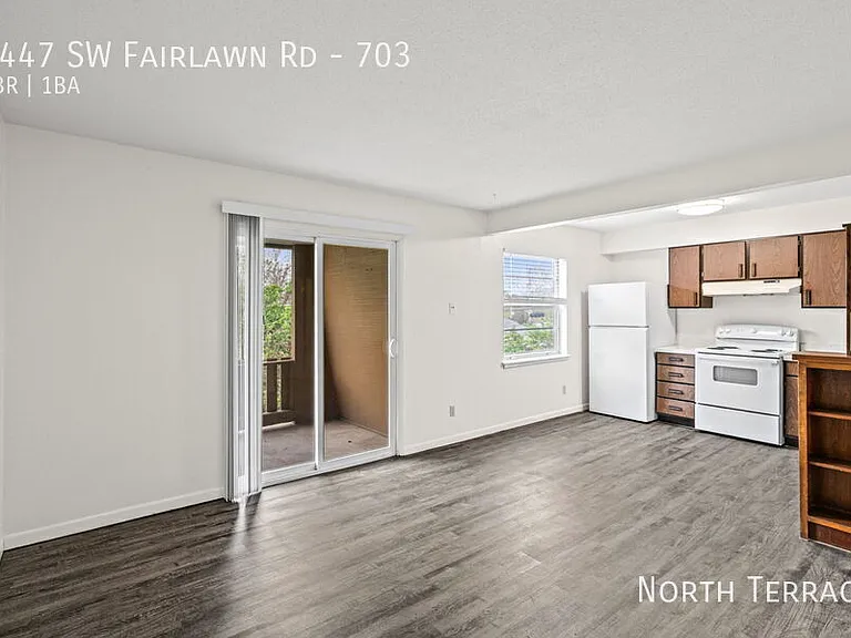 Fairlawn Flats — Photo 48