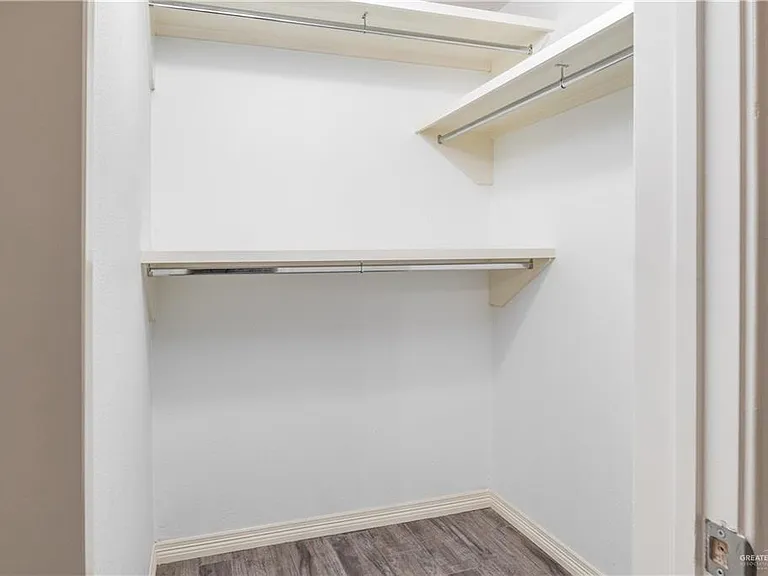 1709 Calle Tulipan — Photo 10