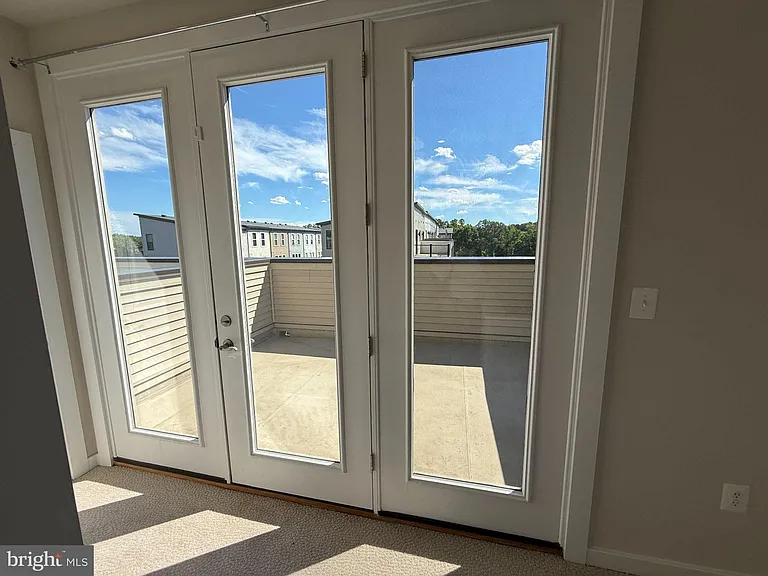 2505 Nicholson St — Photo 32