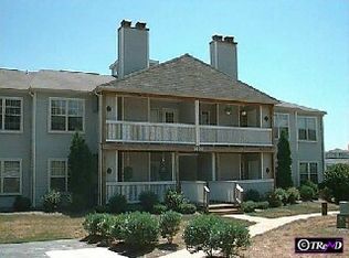 1406 Waters Edge Dr, Newark, DE 19702