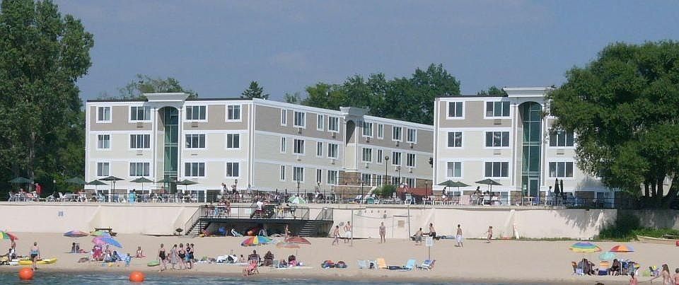 1st image of 223 N Shore Dr APT 210