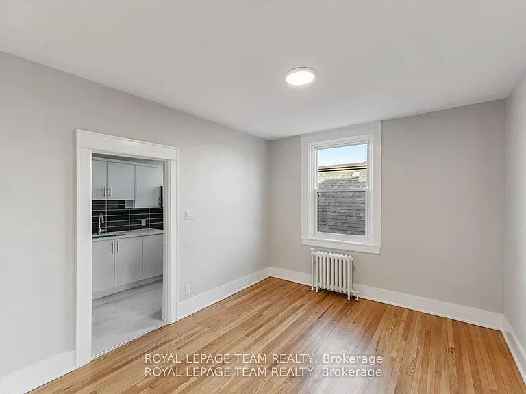 407 Elgin St #30 — Photo 12