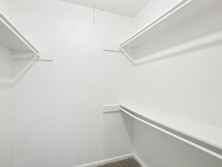 Don't Miss Out Biltmore Homes Leasing Fast — Photo 60