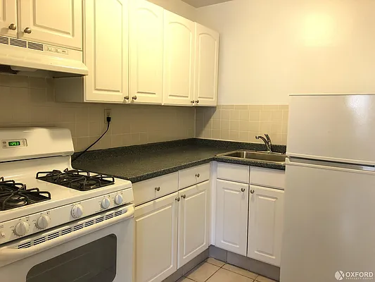 Rented by Oxford Property Group | media 11