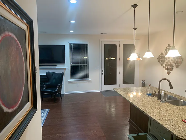 1012 Archibald Ave — Photo 5