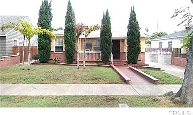 1st image of 2760 Magnolia Ave