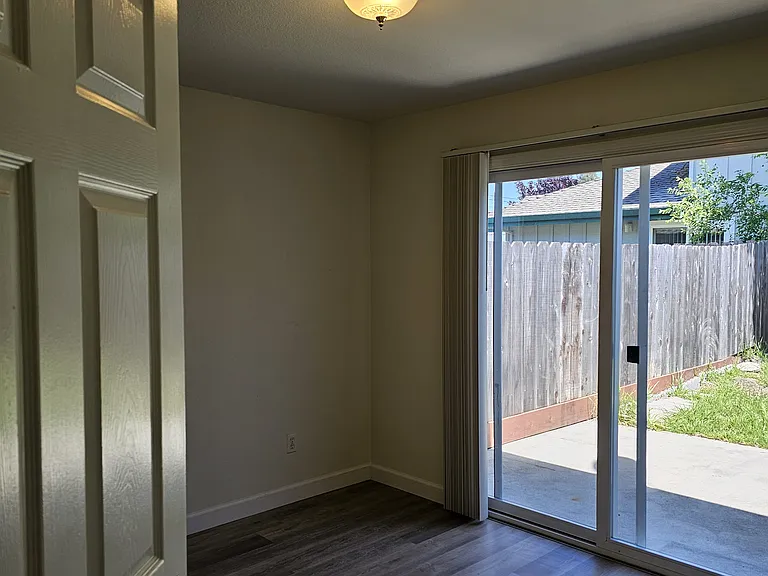 2220 Chanticleer Ave #3 — Photo 10