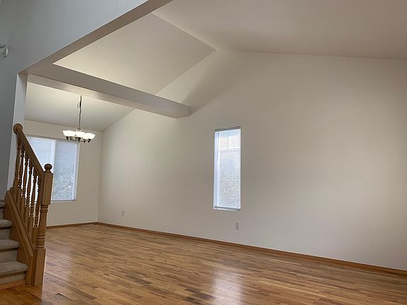 5th image of 3001 Sprague St