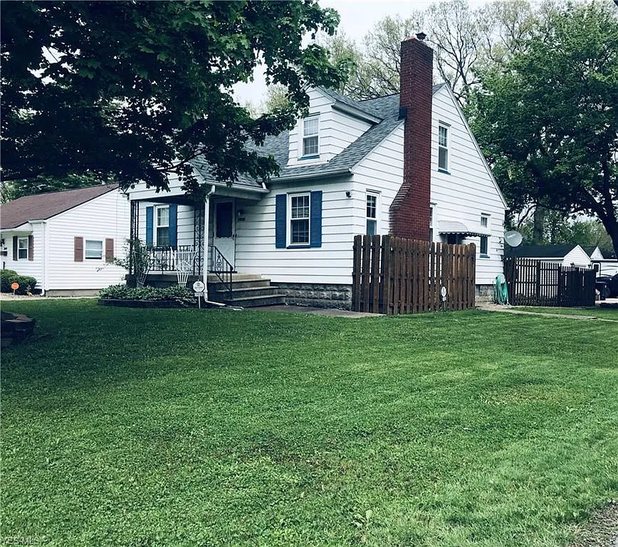 1406 Drexel Ave NW photo 1