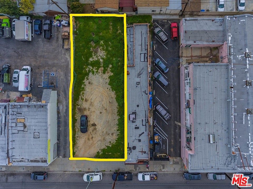 1st image of 3050 W Pico Blvd