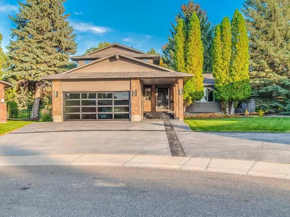 17 W Lupine Ct SE, Medicine Hat, AB T1B 2K2