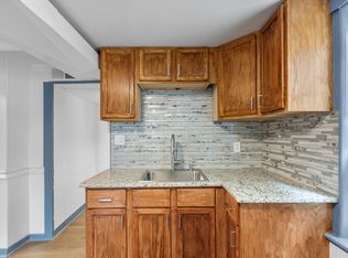 1828 S 4th St, Milwaukee, WI 53204