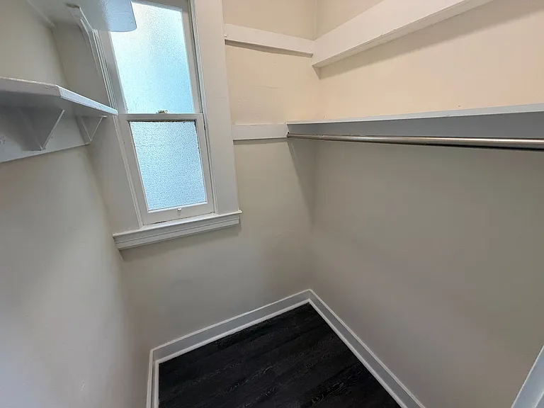 994-998 Guerrero St — Photo 17