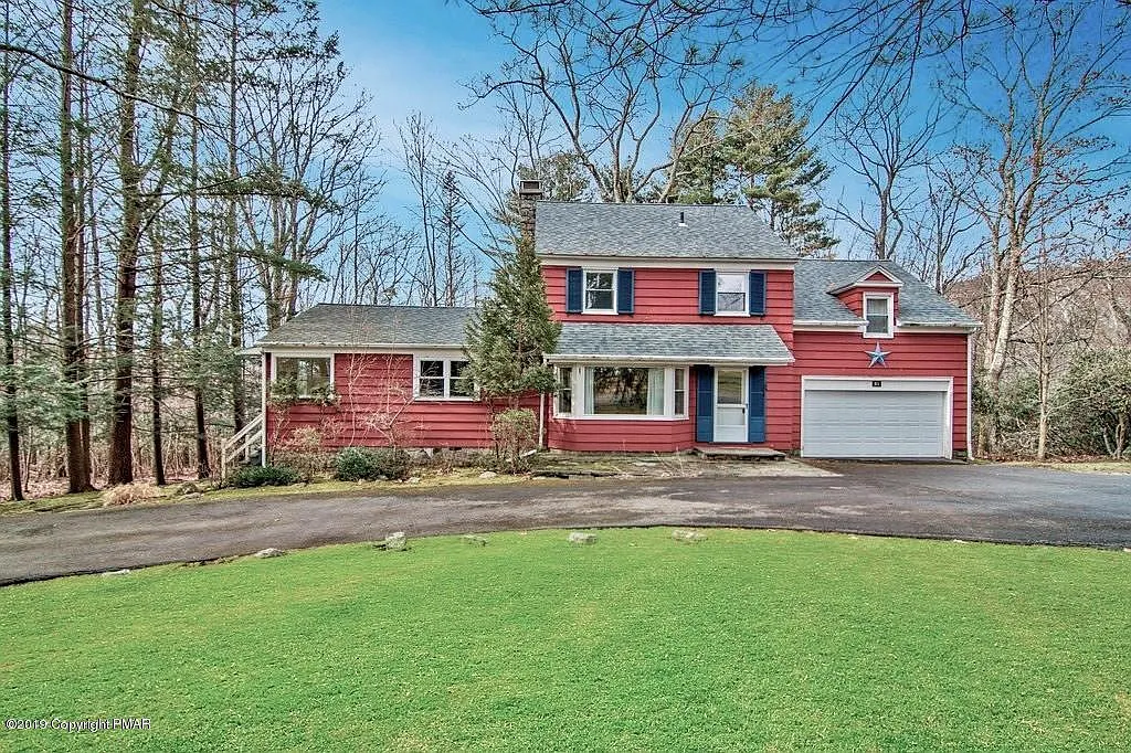 575 Dutch Hill Rd photo 1