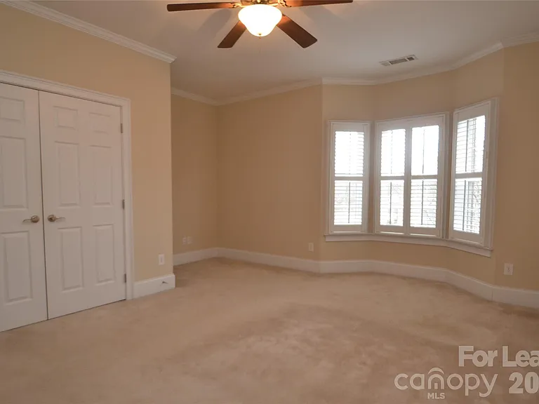 6005 Village Dr NW — Photo 21