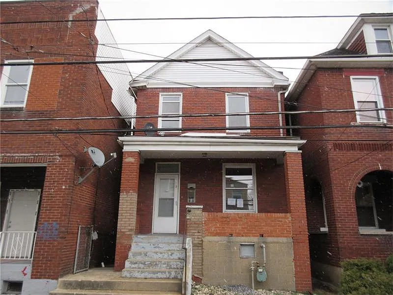 536 3rd St photo 1
