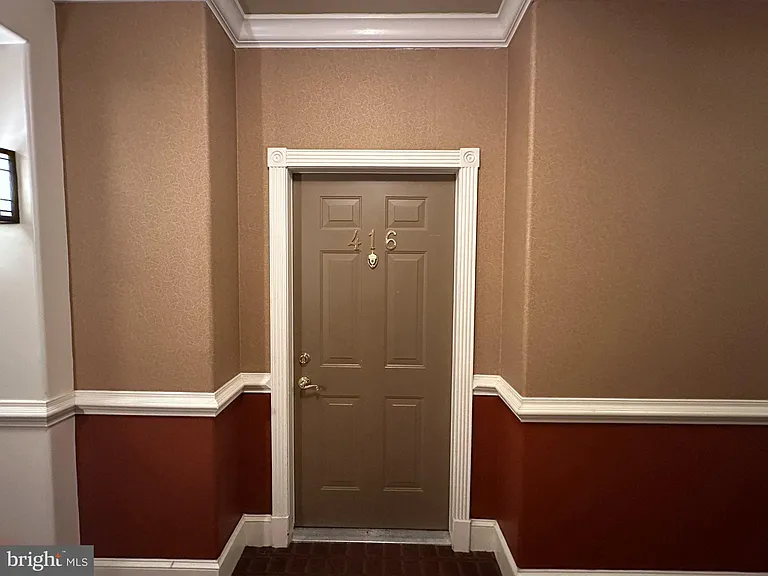 416 Masterson Ct — Photo 5