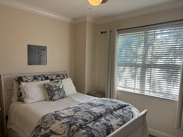 206 Rock Garden Pl — Photo 9