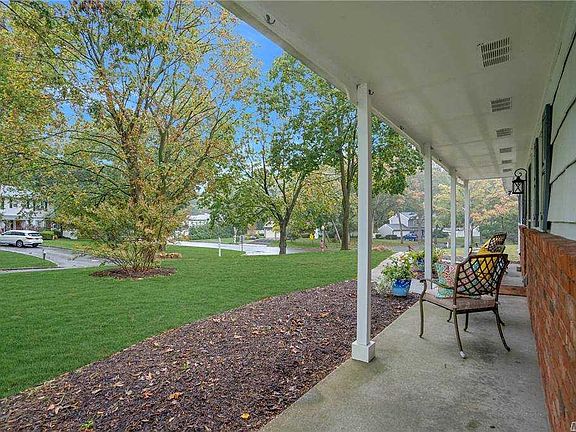 2nd image of 48 Derby Pl