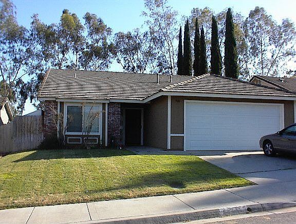 1st image of 946 Viking Ln