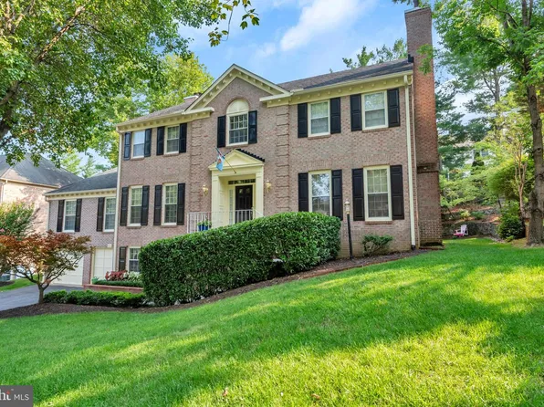 8828 Harness Trl, Rockville, MD 20854