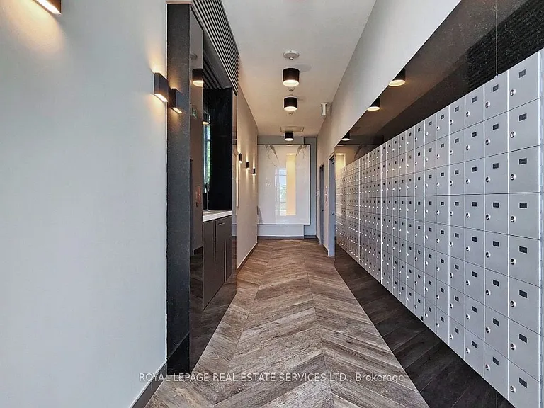50 Thomas Riley Rd #812 — Photo 4