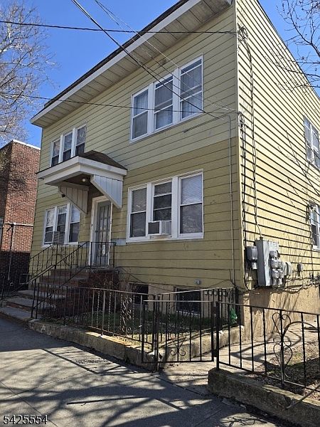 1st image of 12 Frederick St