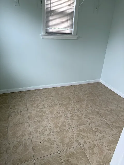 2 bed, $3,000 — Photo 4