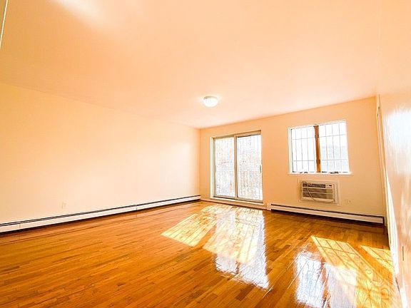 2nd image of 841 48th St #3A