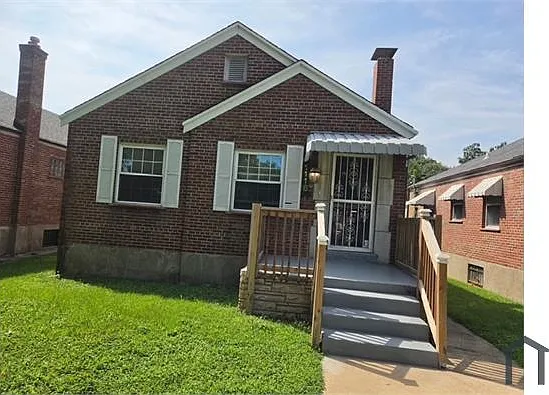 1116 Riverview Blvd — Photo 1