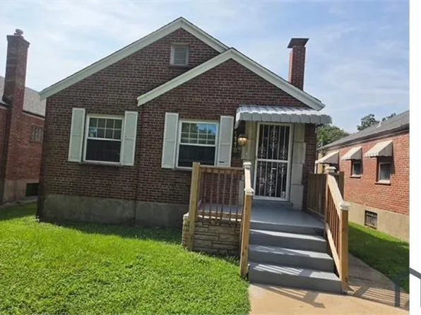 1116 Riverview Blvd, Saint Louis, MO 63147