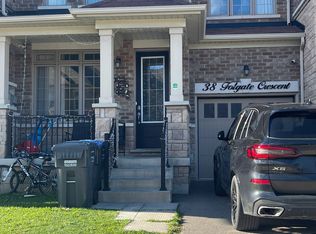 38 Folgate Cres, Brampton, ON L6R 4A8