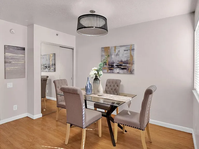 234 Hackamore Cmn — Photo 2