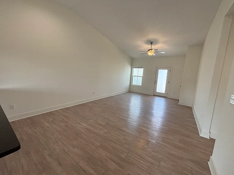 1711 S Hickory Creek Ct — Photo 22