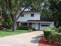 807 Hackberry Dr photo 1