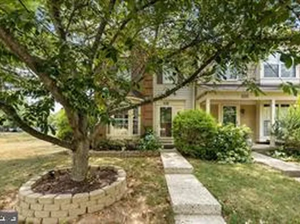528 Jared Sq NE, Leesburg, VA 20176