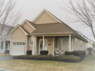 28 Canary Way, Hamilton, NJ 08690