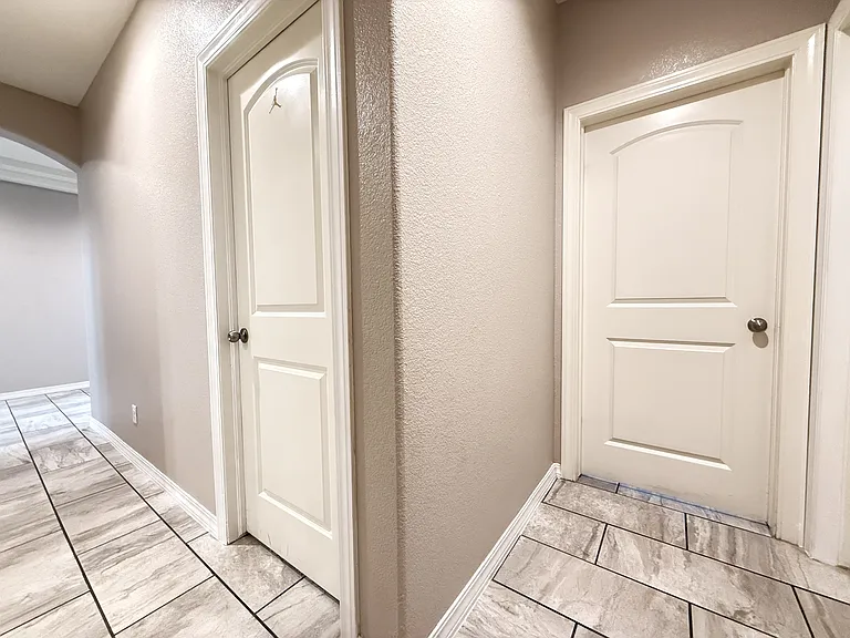 1028 Flyer Pl — Photo 19