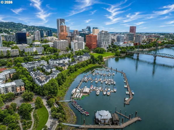 205 S Montgomery St Unit 205, Portland, OR 97201