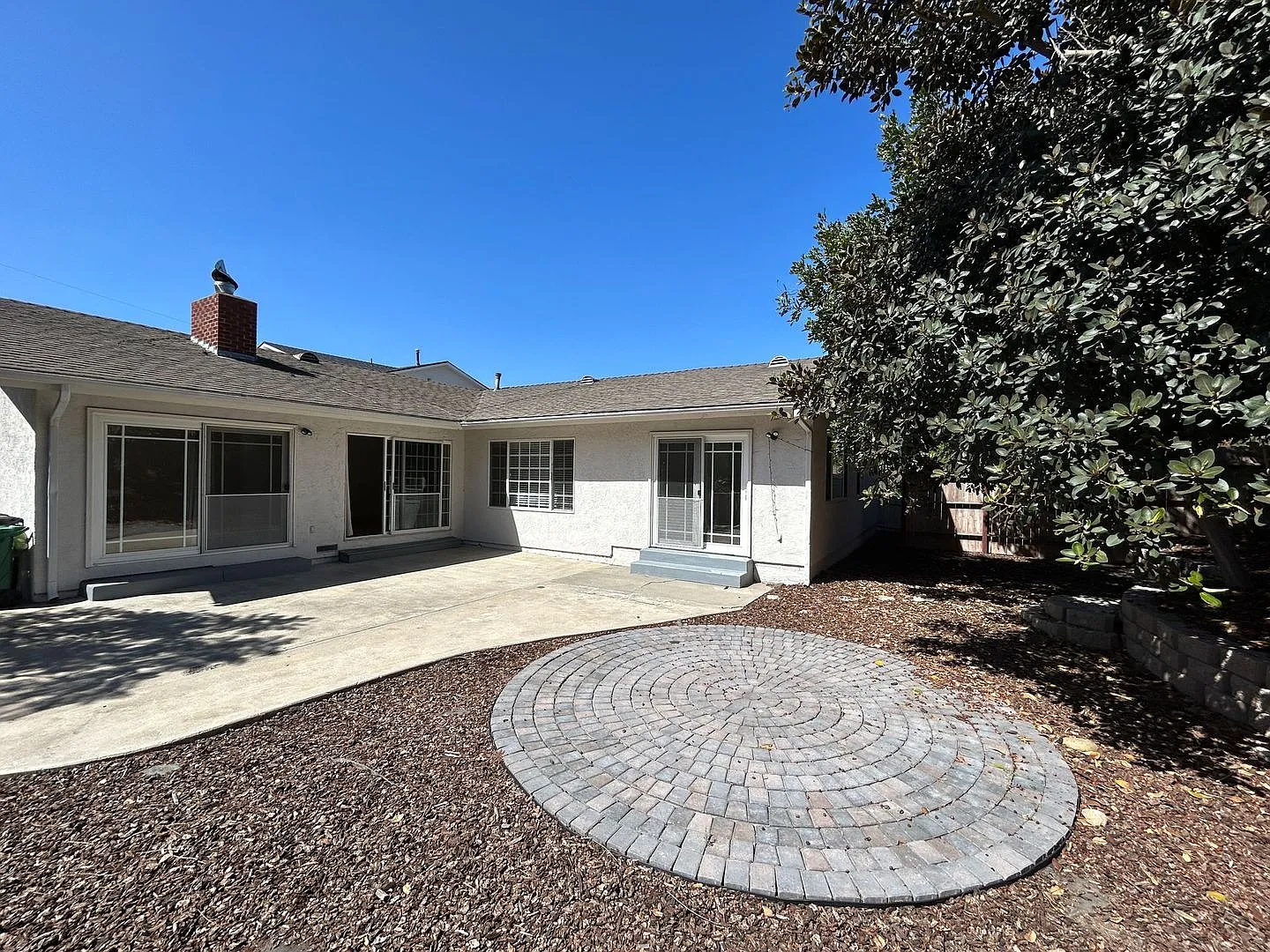 7BD/3BA!! Back gate exits onto Montezuma, Quick walk to campus!! — Photo 2